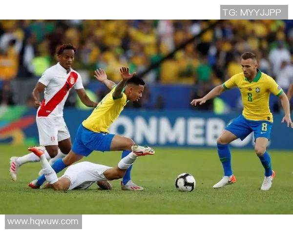 足球明星高清海报视频集锦展现球场魅力与激情瞬间 足球明星高清海报视频集锦展现球场魅力与激情瞬间